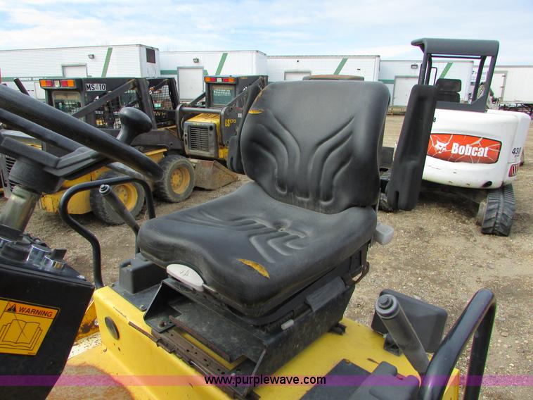 image for item I6555 2000 Dynapac CC122 double drum vibratory roller