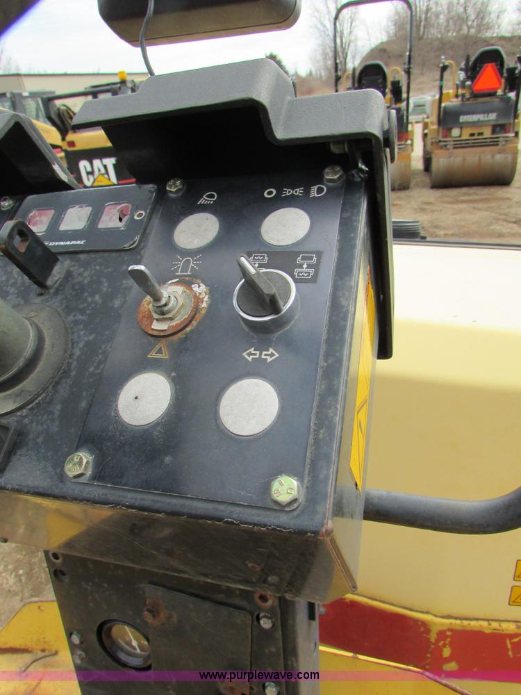 image for item I6555 2000 Dynapac CC122 double drum vibratory roller