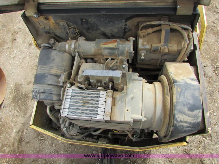 image for item I6555 2000 Dynapac CC122 double drum vibratory roller