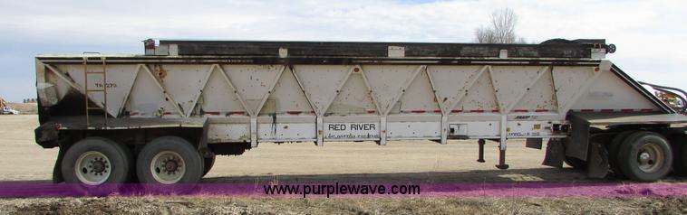 image for item I6558 1994 Red River LB237 live bottom trailer