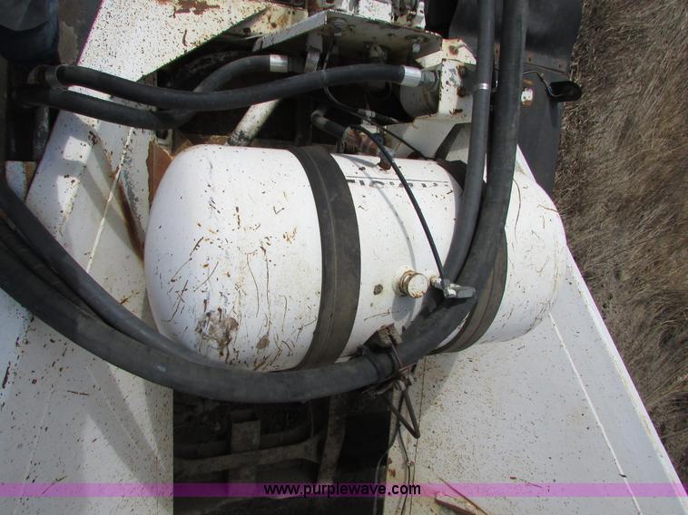 image for item I6558 1994 Red River LB237 live bottom trailer