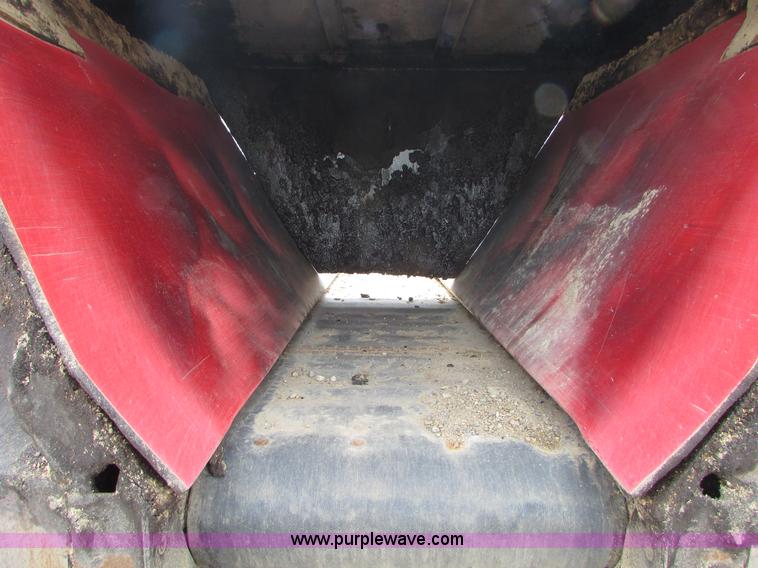 image for item I6558 1994 Red River LB237 live bottom trailer