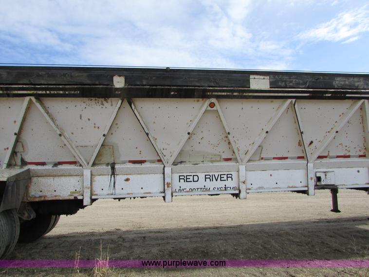 image for item I6558 1994 Red River LB237 live bottom trailer