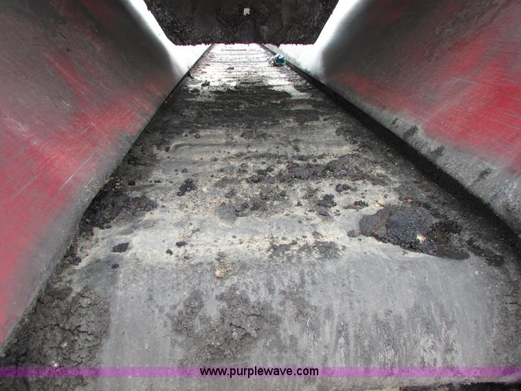 image for item I6559 1994 Red River LB237 live bottom trailer