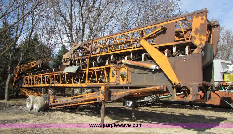 image for item I6564 Kohlberg 636-120 stacking conveyor