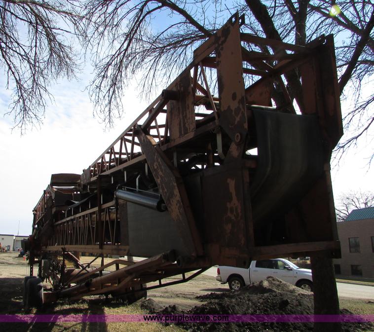 image for item I6564 Kohlberg 636-120 stacking conveyor