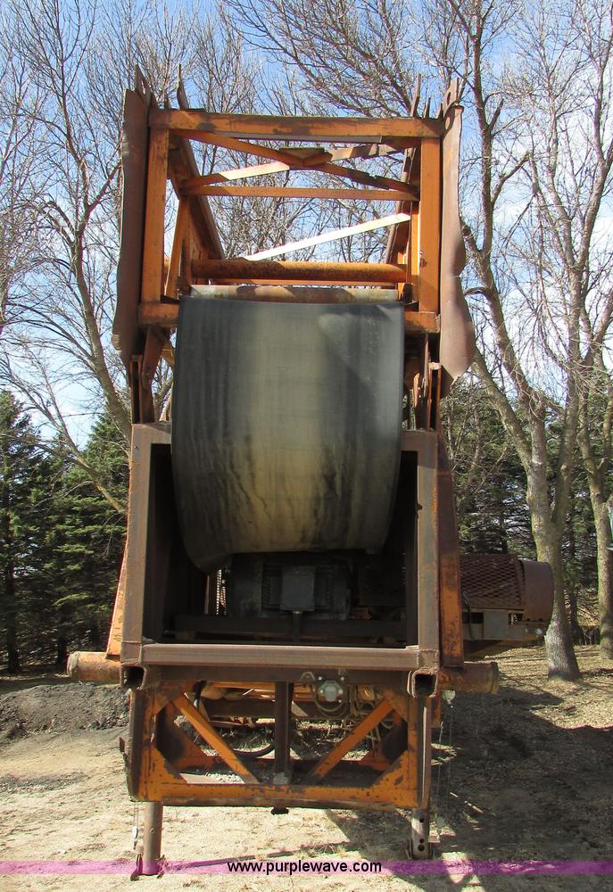 image for item I6564 Kohlberg 636-120 stacking conveyor