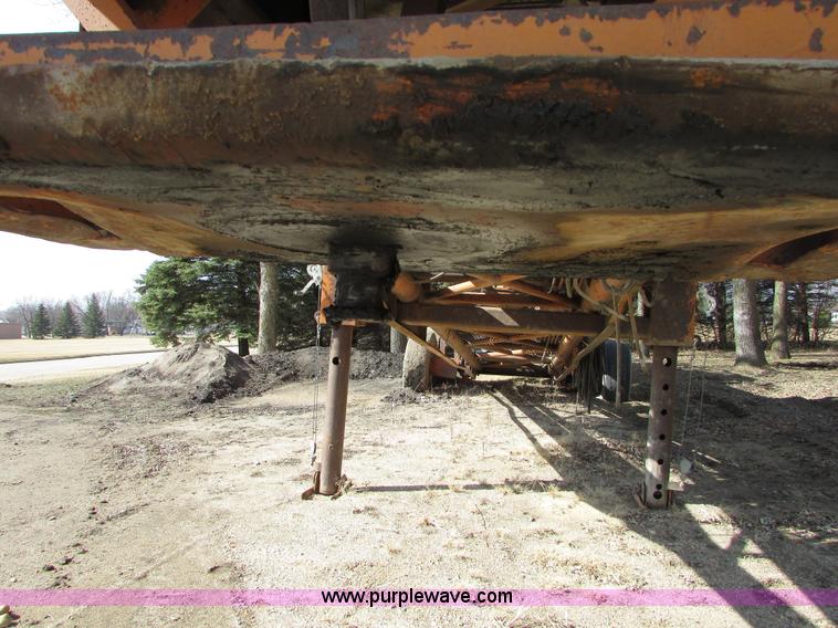 image for item I6564 Kohlberg 636-120 stacking conveyor