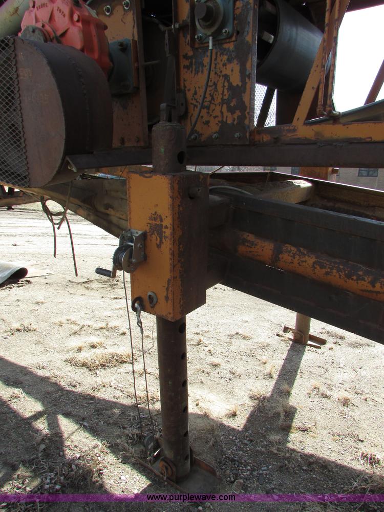 image for item I6564 Kohlberg 636-120 stacking conveyor