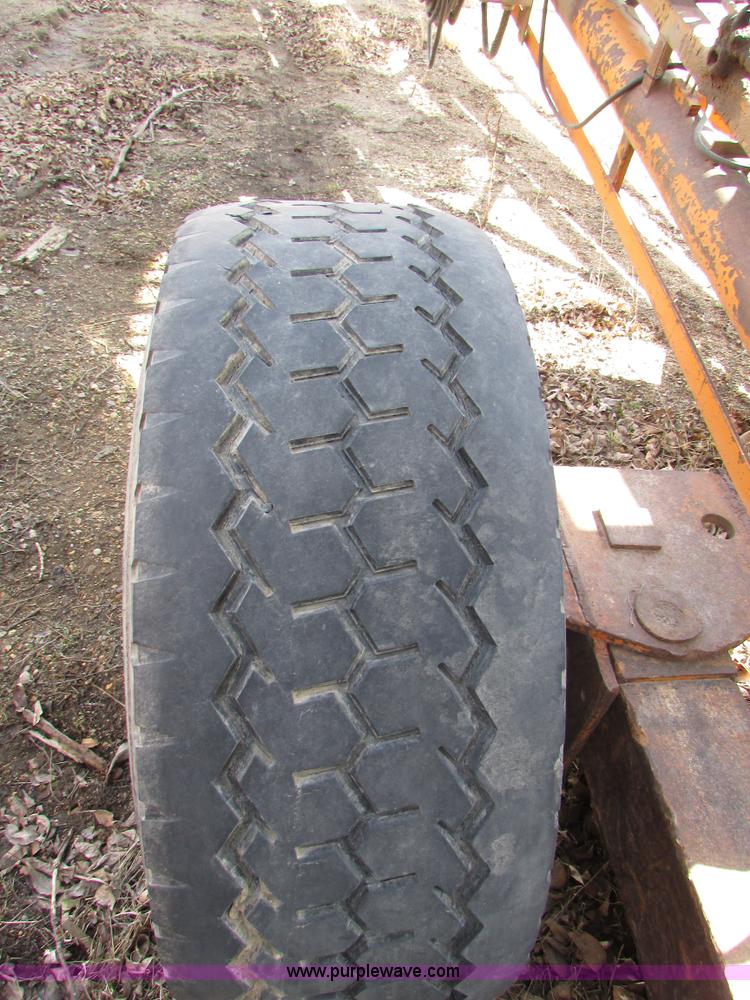 image for item I6564 Kohlberg 636-120 stacking conveyor