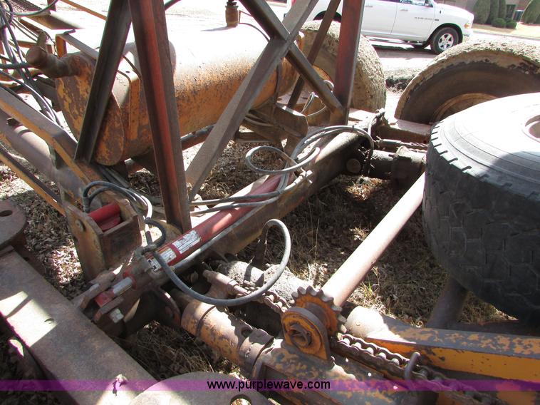 image for item I6564 Kohlberg 636-120 stacking conveyor