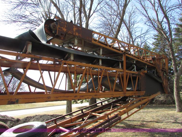 image for item I6564 Kohlberg 636-120 stacking conveyor