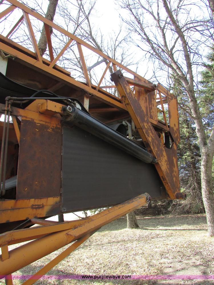 image for item I6564 Kohlberg 636-120 stacking conveyor