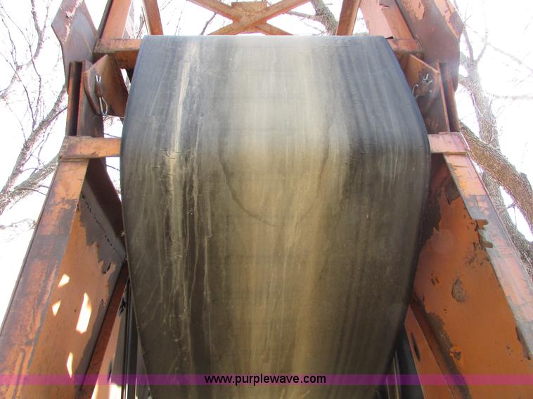 image for item I6564 Kohlberg 636-120 stacking conveyor