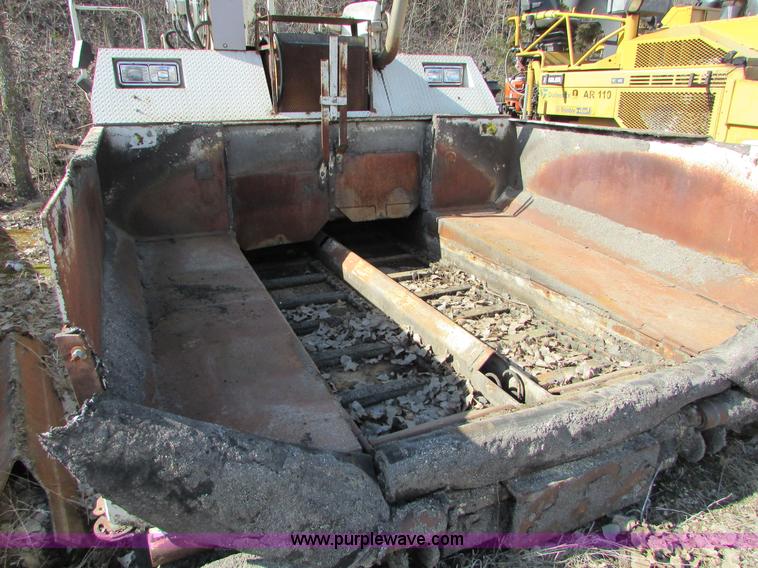 image for item I6565 Cedarapids CR551 asphalt paver