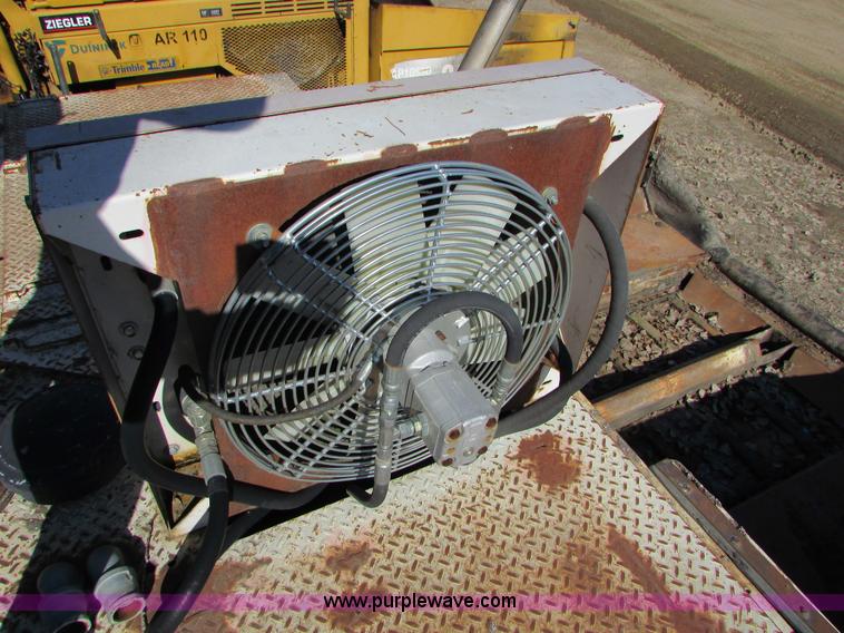 image for item I6565 Cedarapids CR551 asphalt paver