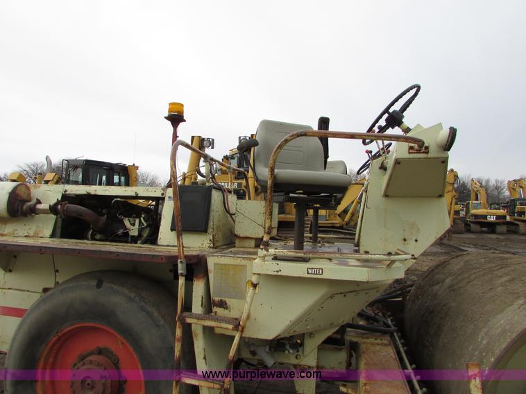 image for item I6568 Rex SP-910B single vibratory drum roller