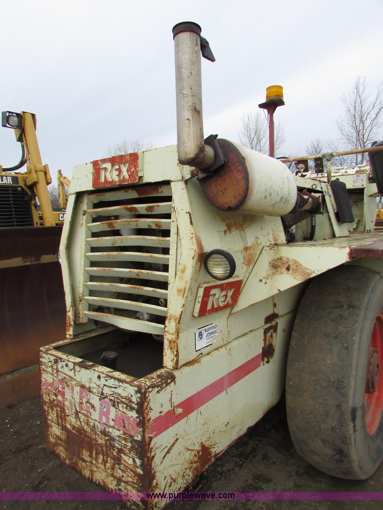 image for item I6568 Rex SP-910B single vibratory drum roller