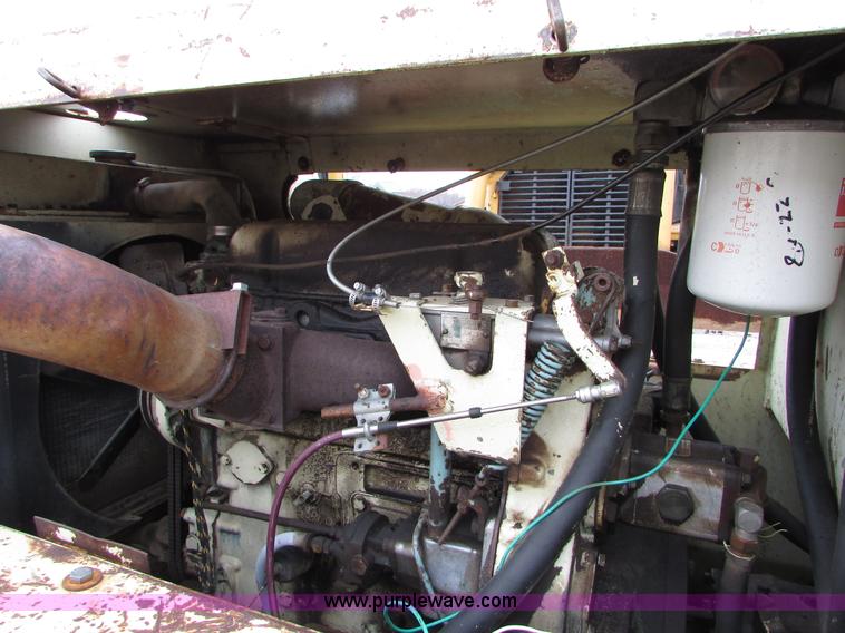 image for item I6568 Rex SP-910B single vibratory drum roller