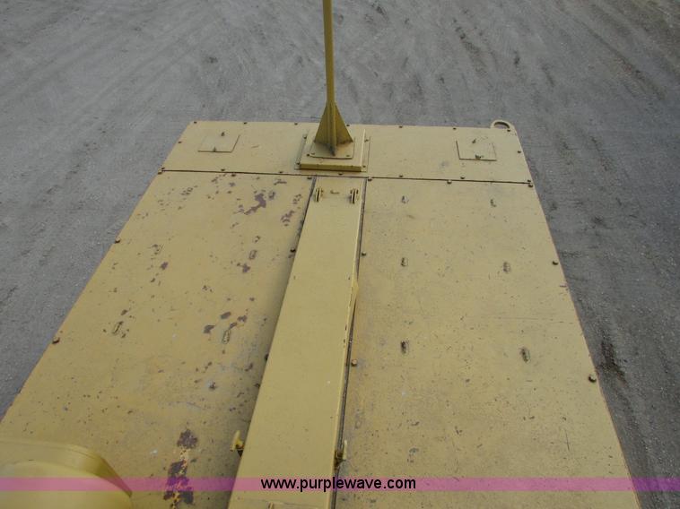 image for item I6570 Ingram 11-2700-R pneumatic roller