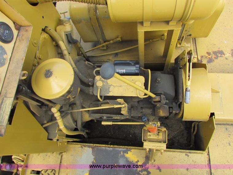 image for item I6570 Ingram 11-2700-R pneumatic roller