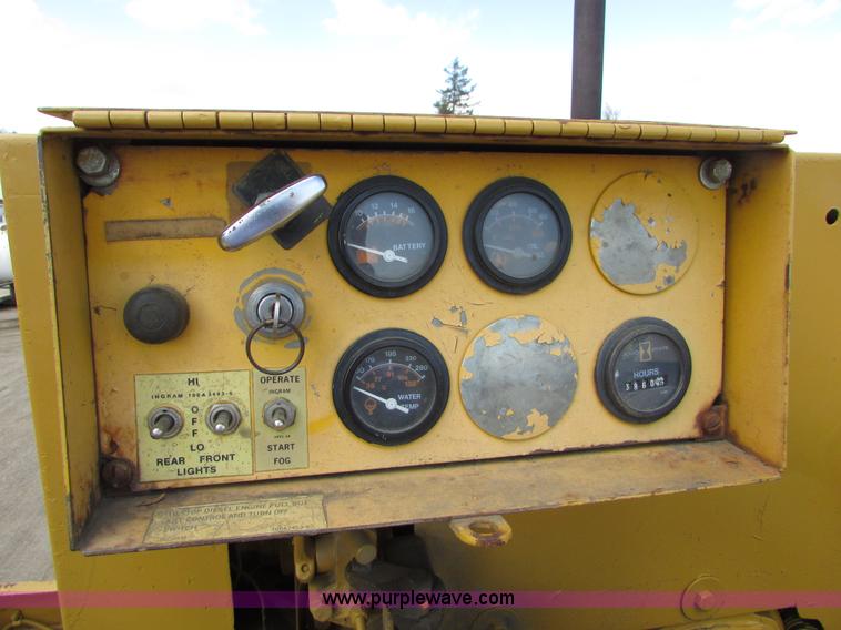 image for item I6570 Ingram 11-2700-R pneumatic roller