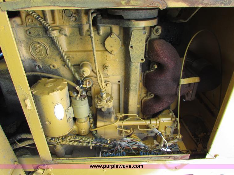 image for item I6570 Ingram 11-2700-R pneumatic roller