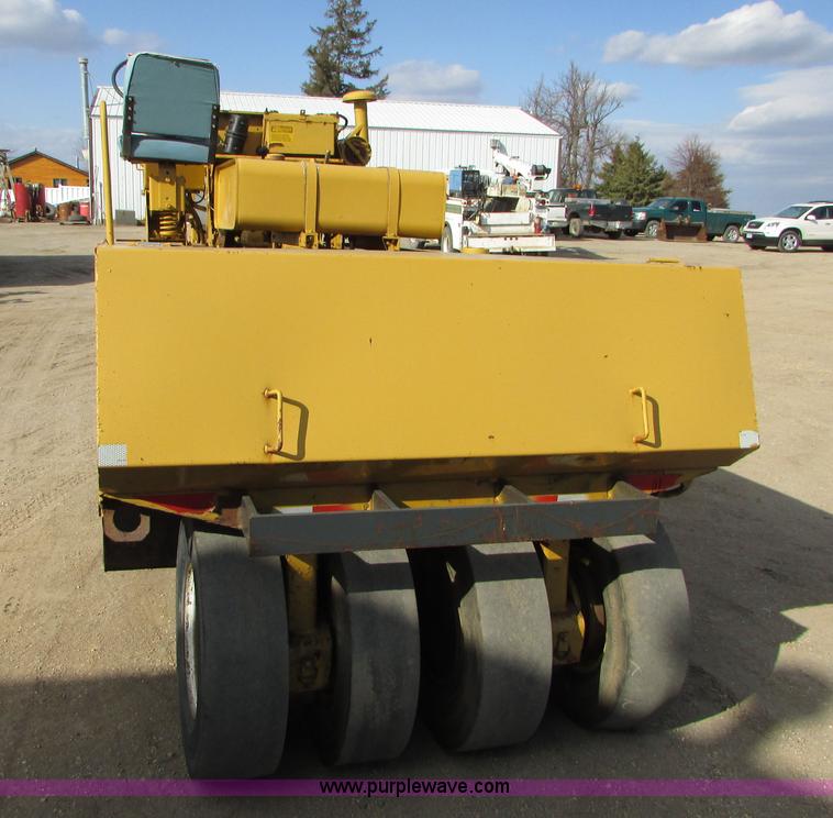 image for item I6571 Bros SP2500 pneumatic roller