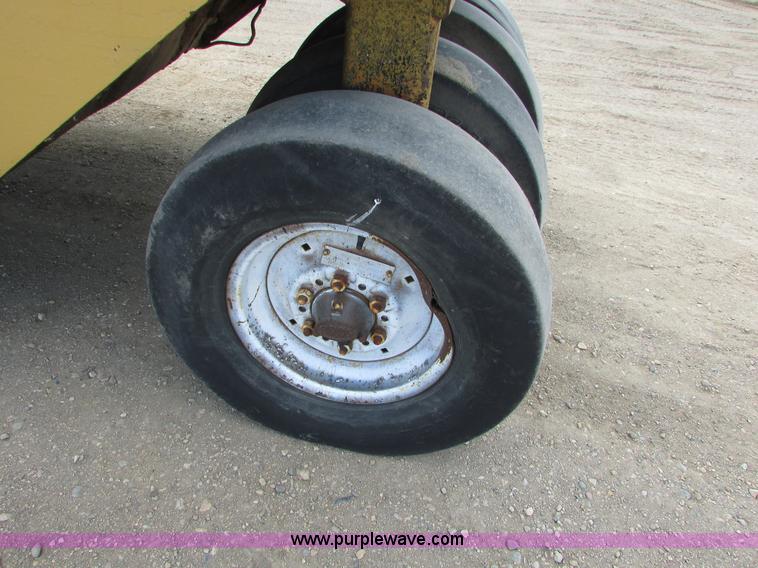 image for item I6571 Bros SP2500 pneumatic roller