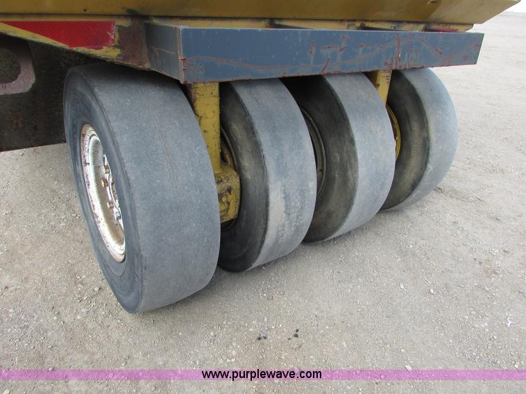 image for item I6571 Bros SP2500 pneumatic roller