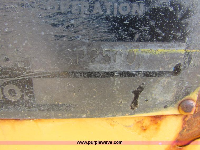 image for item I6571 Bros SP2500 pneumatic roller