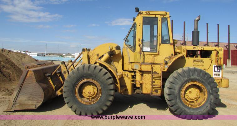 image for item I6572 1969 Caterpillar 950 wheel loader