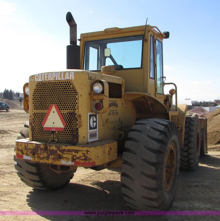 image for item I6572 1969 Caterpillar 950 wheel loader