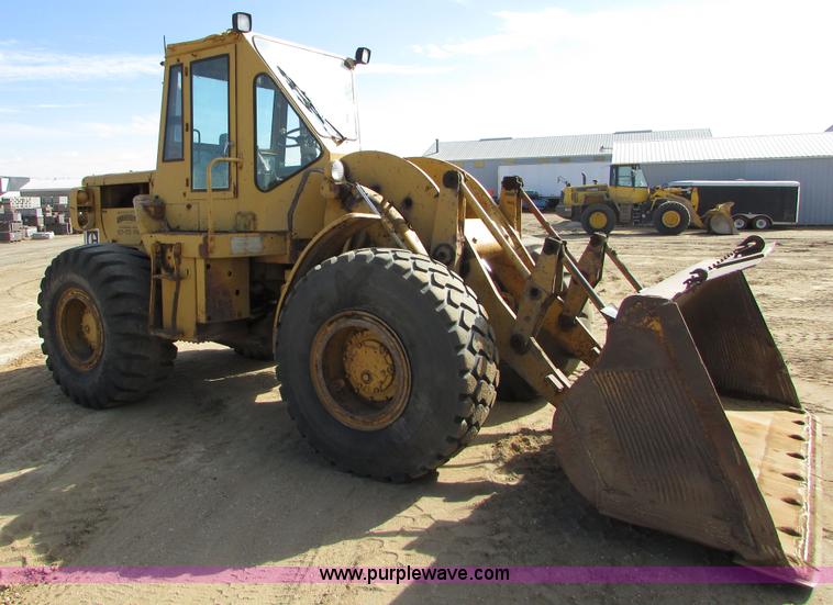image for item I6572 1969 Caterpillar 950 wheel loader