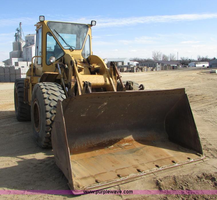 image for item I6572 1969 Caterpillar 950 wheel loader