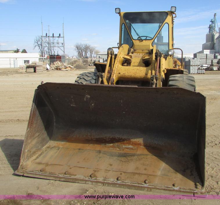 image for item I6572 1969 Caterpillar 950 wheel loader