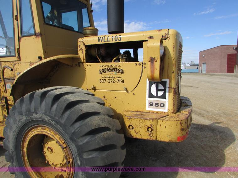 image for item I6572 1969 Caterpillar 950 wheel loader
