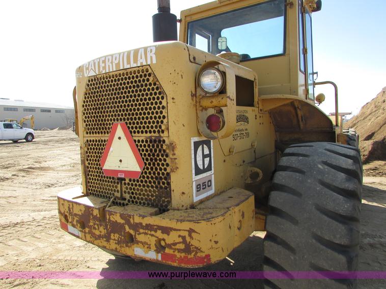image for item I6572 1969 Caterpillar 950 wheel loader