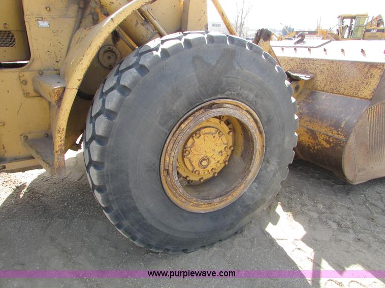 image for item I6572 1969 Caterpillar 950 wheel loader
