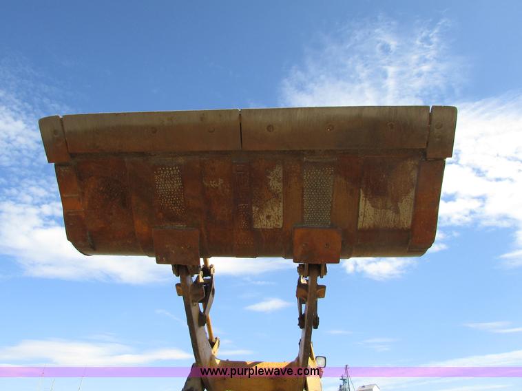 image for item I6572 1969 Caterpillar 950 wheel loader