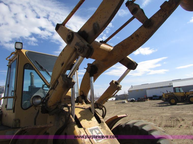 image for item I6572 1969 Caterpillar 950 wheel loader