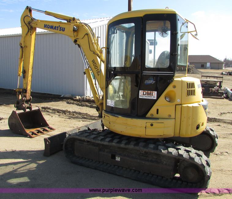 image for item I6573 Komatsu PC40MRX compact excavator