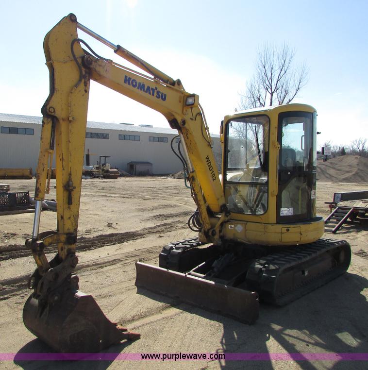 image for item I6573 Komatsu PC40MRX compact excavator