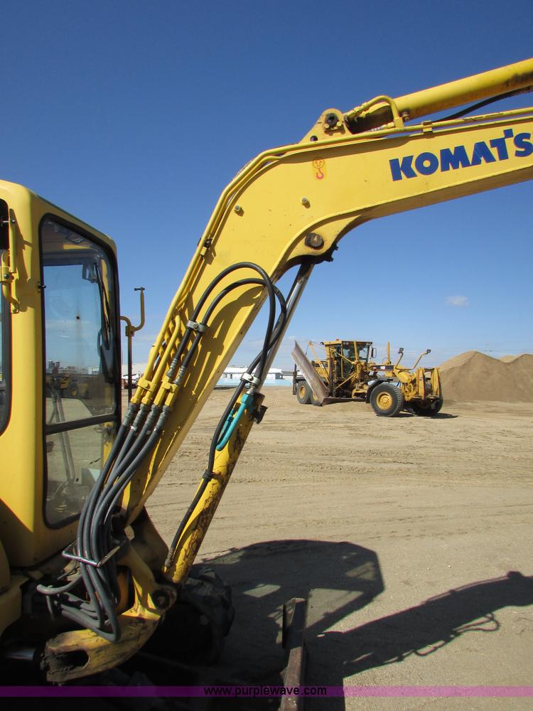 image for item I6573 Komatsu PC40MRX compact excavator