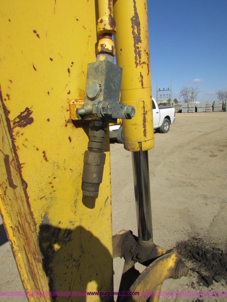 image for item I6573 Komatsu PC40MRX compact excavator