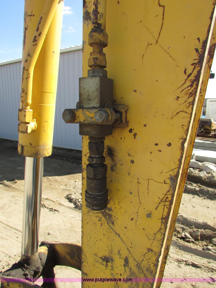 image for item I6573 Komatsu PC40MRX compact excavator