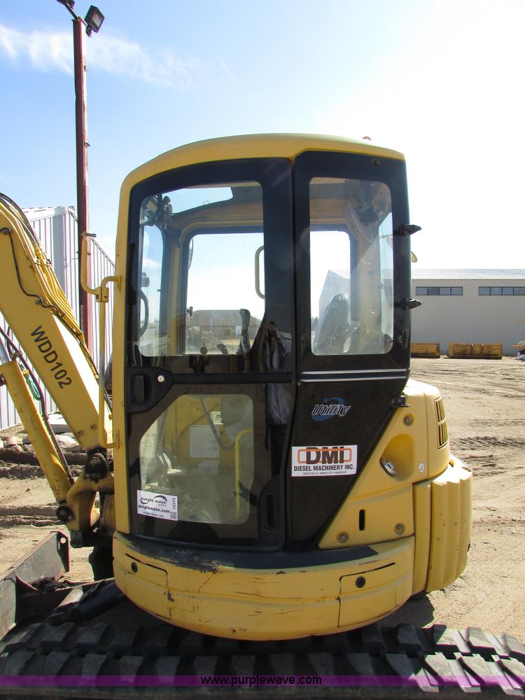 image for item I6573 Komatsu PC40MRX compact excavator