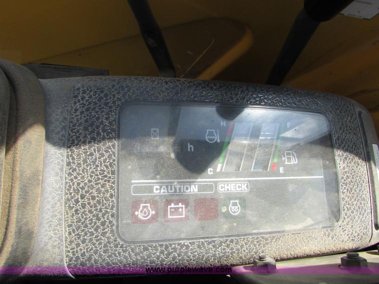 image for item I6573 Komatsu PC40MRX compact excavator