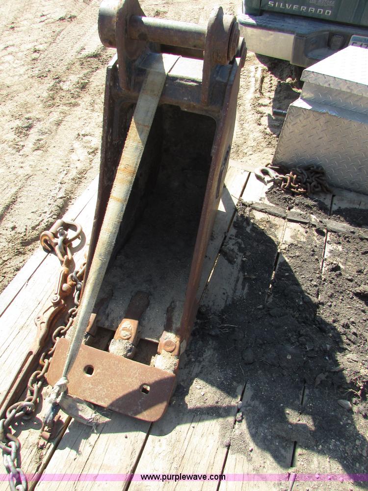 image for item I6573 Komatsu PC40MRX compact excavator