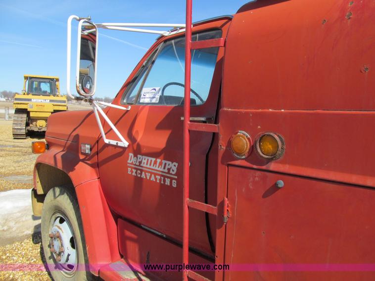 image for item J3253 1984 GMC 6000 fuel truck
